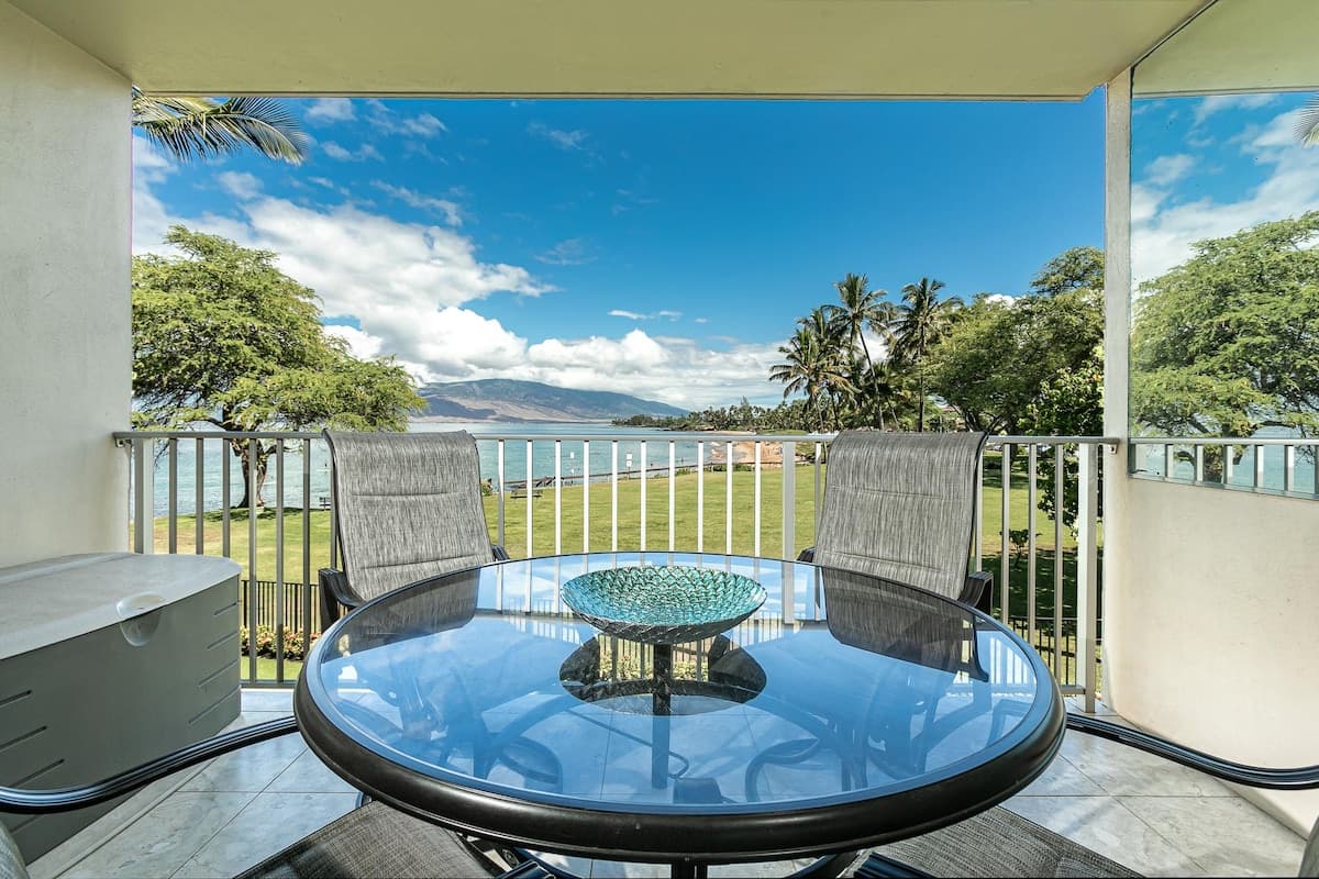 Condo in Kihei · ★5.0 · 2 bedrooms · 4 beds · 2 baths - Photo 1