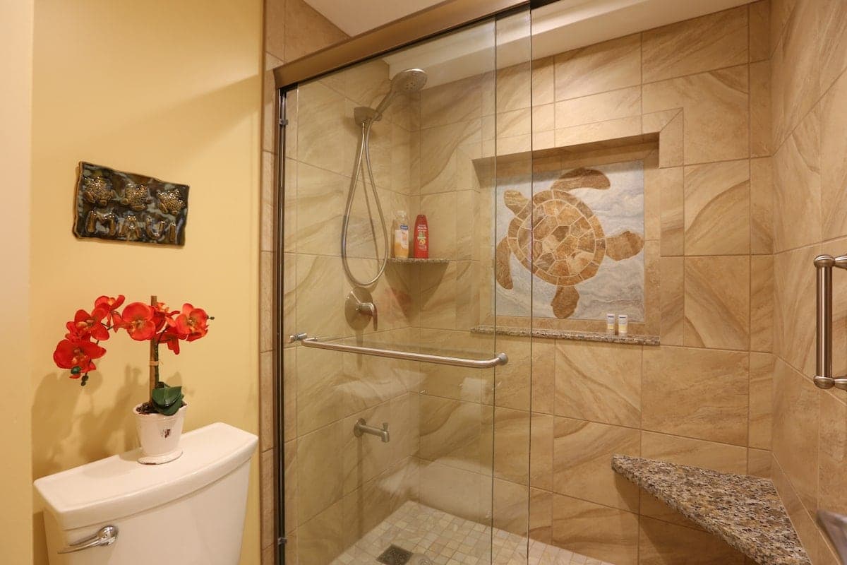 Condo in Lahaina · ★4.88 · Studio · 1 bath - Photo 4