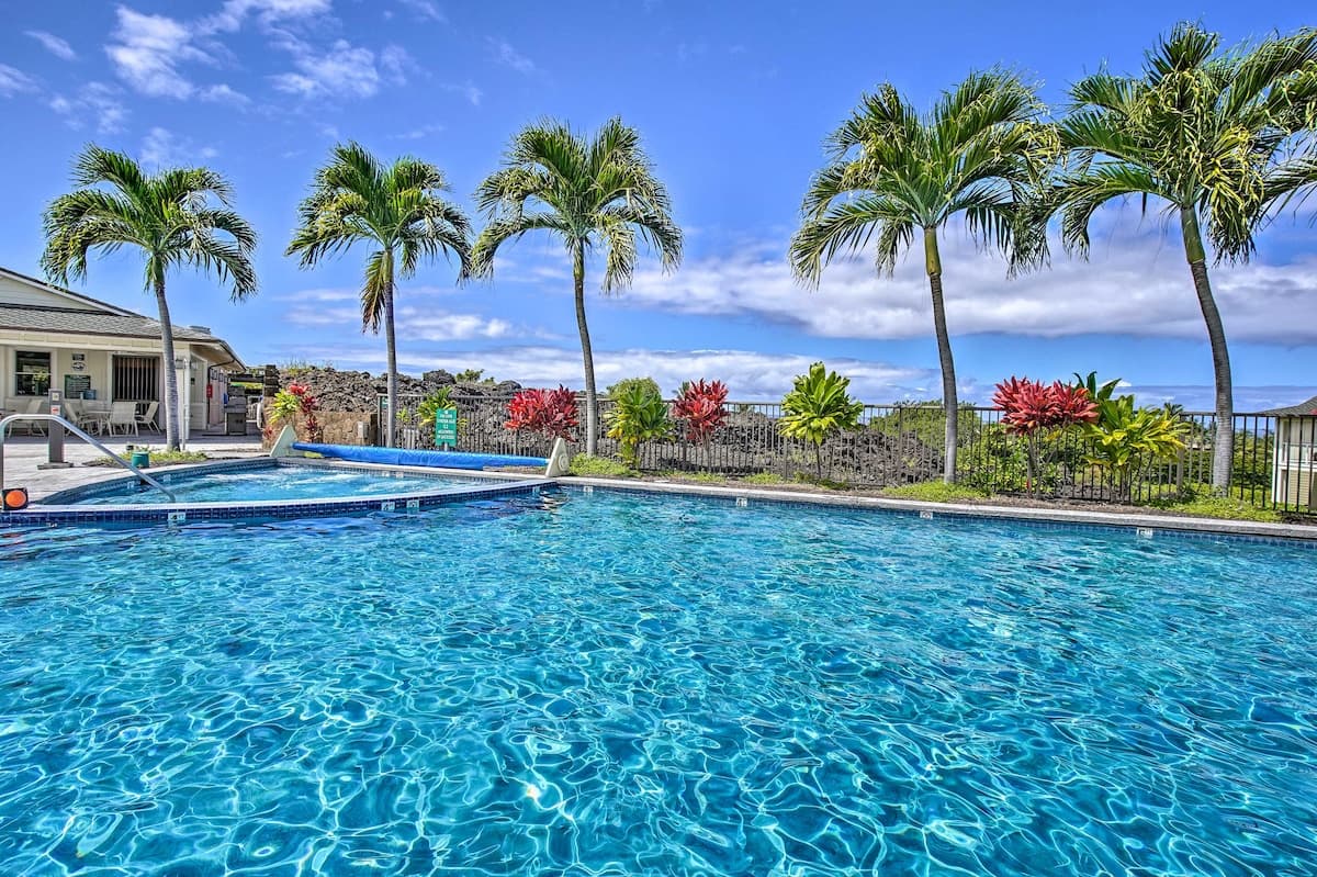 Townhouse in Kailua-Kona · ★4.89 · 3 bedrooms · 5 beds · 2.5 baths - Photo 1