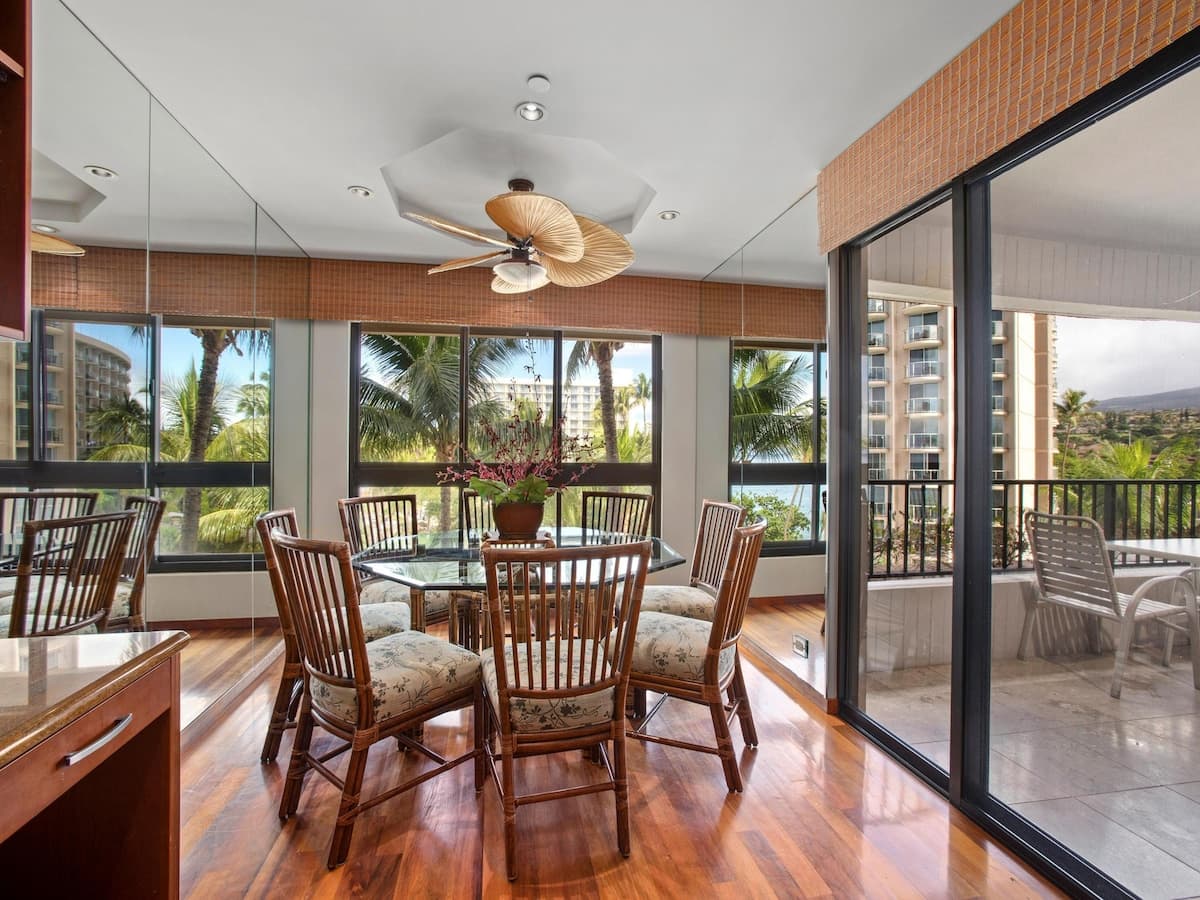 Condo in Kaanapali Beach · ★4.88 · 3 bedrooms · 5 beds · 2 baths - Photo 2