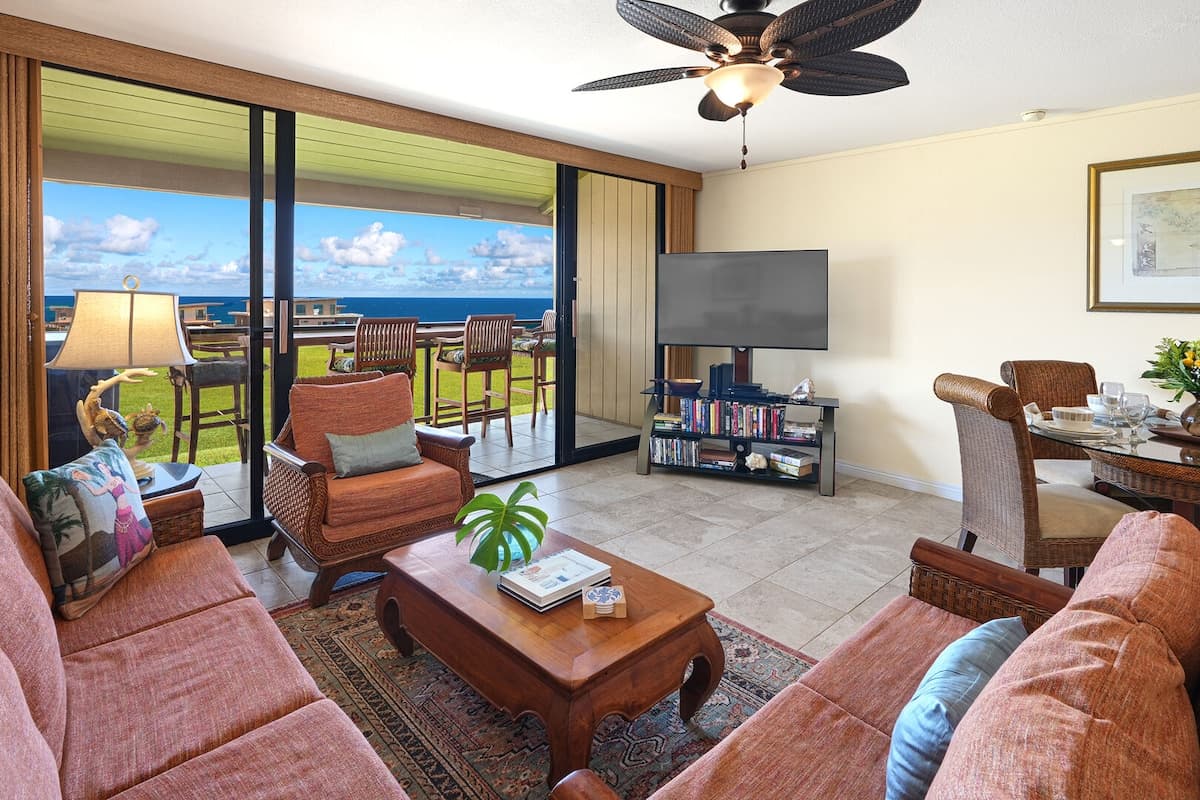 Condo in Koloa · ★4.9 · 2 bedrooms · 2 beds · 2.5 baths - Photo 2