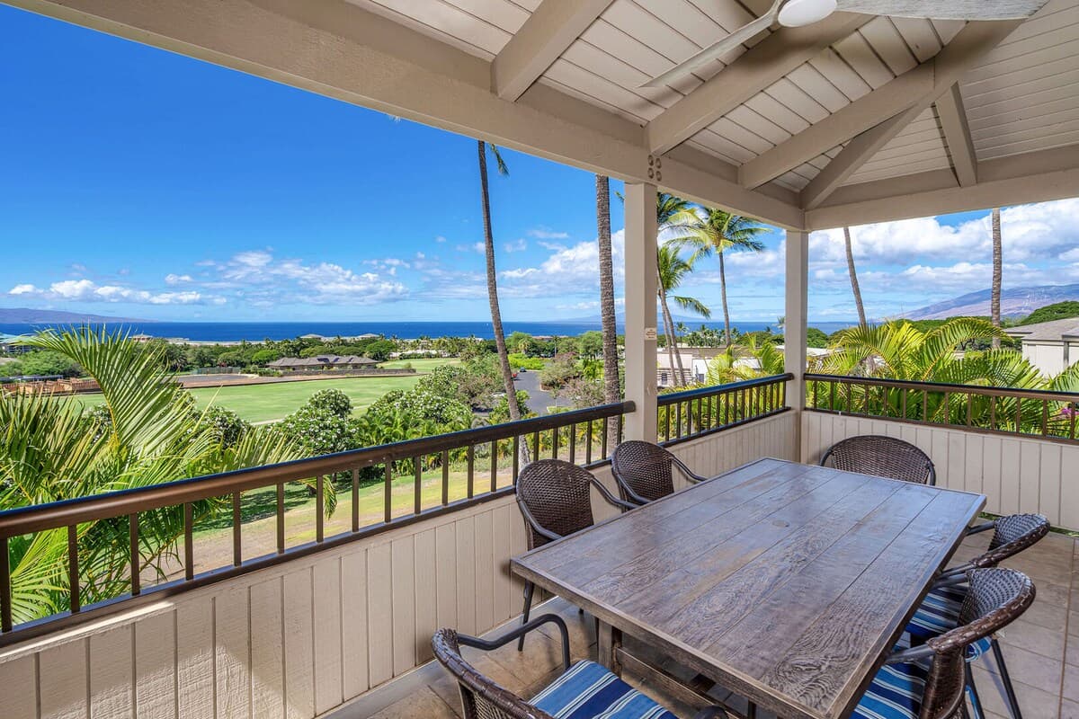 Condo in Wailea · ★4.85 · 2 bedrooms · 3 beds · 2 baths - Photo 4