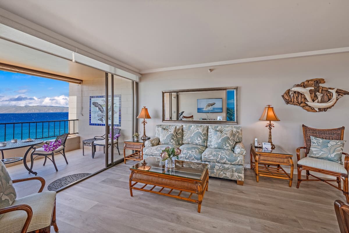 Condo in Kaanapali · ★5.0 · 1 bedroom · 2 beds · 1 bath - Photo 5