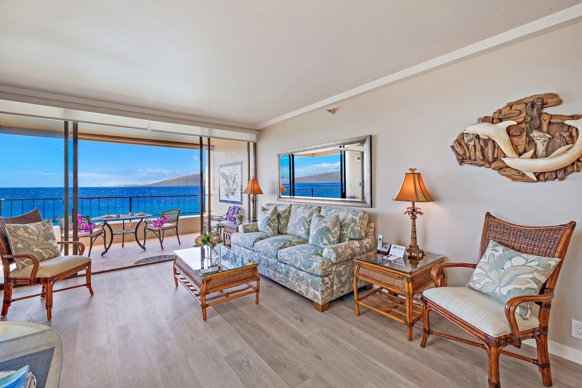 Condo in Kaanapali · ★5.0 · 1 bedroom · 2 beds · 1 bath - Photo 4