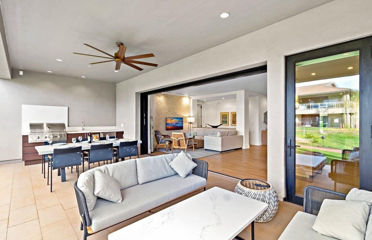 Condo in Lahaina · ★5.0 · 3 bedrooms · 4 beds · 3 baths - Photo 3