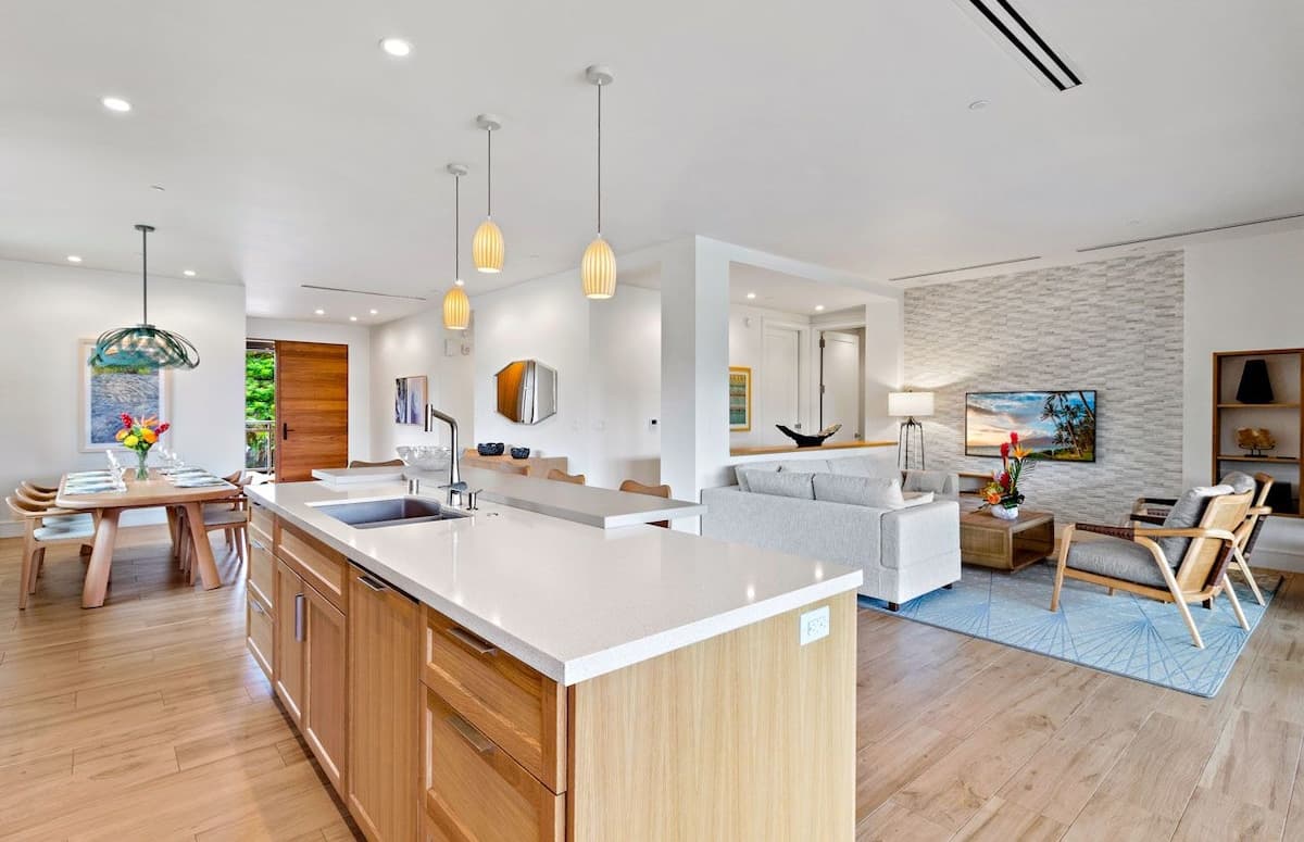 Condo in Lahaina · ★4.75 · 3 bedrooms · 4 beds · 3 baths - Photo 3