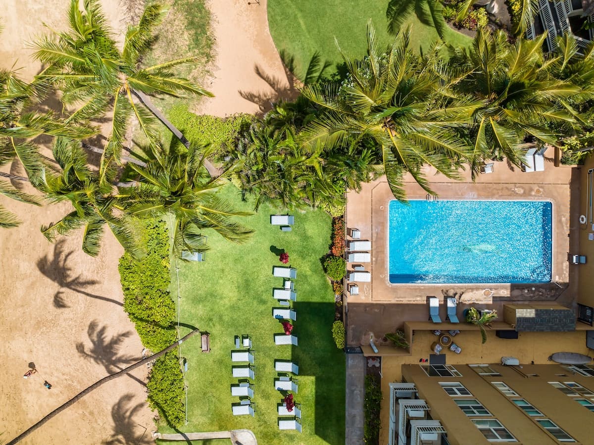 Condo in Kihei · ★4.71 · 1 bedroom · 2 beds · 2 shared baths - Photo 5