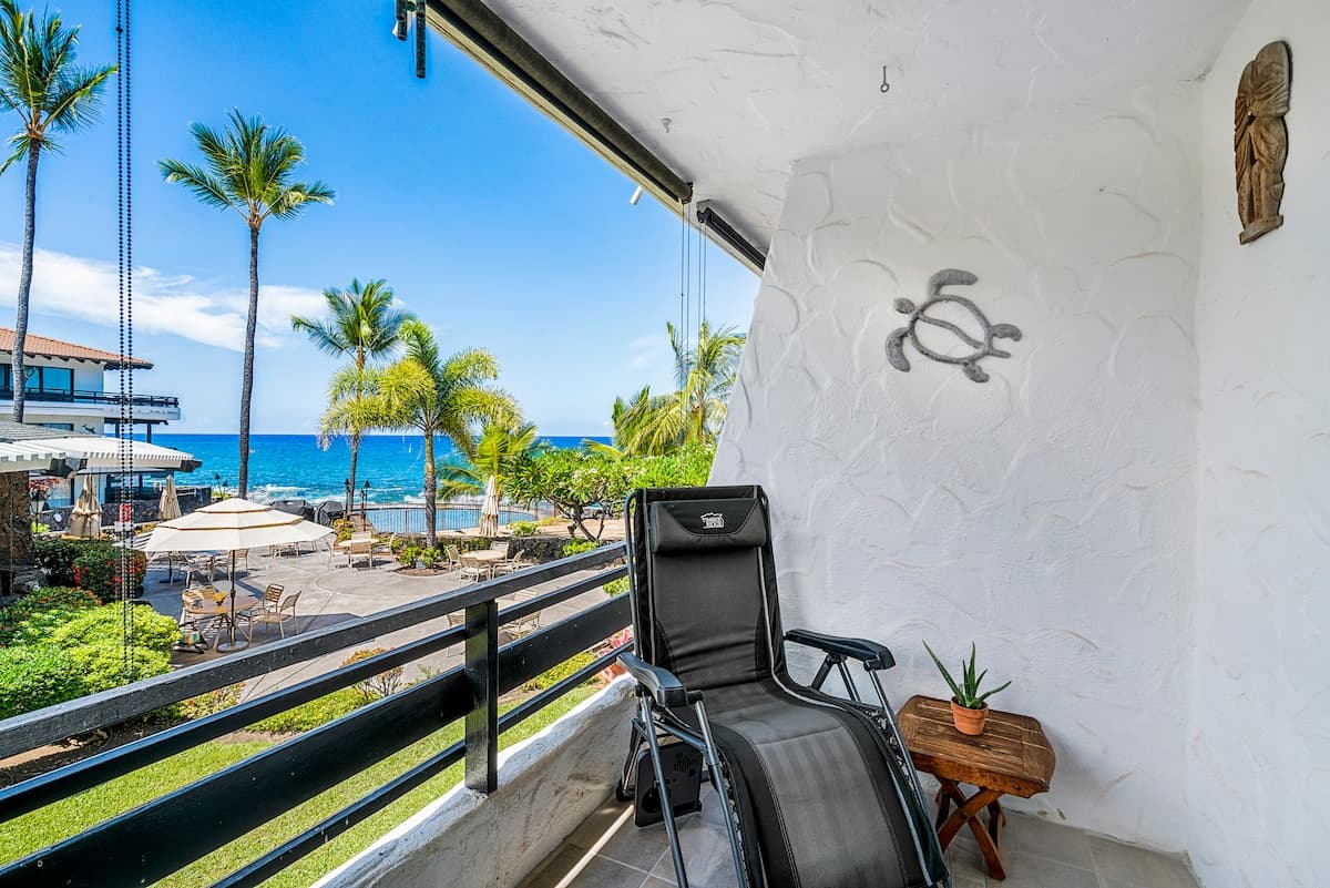Condo in Kailua-Kona · ★4.78 · 1 bedroom · 2 beds · 1 bath - Photo 4