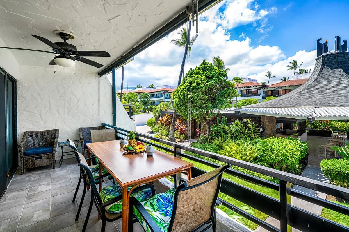 Condo in Kailua-Kona · ★4.78 · 1 bedroom · 2 beds · 1 bath - Photo 2