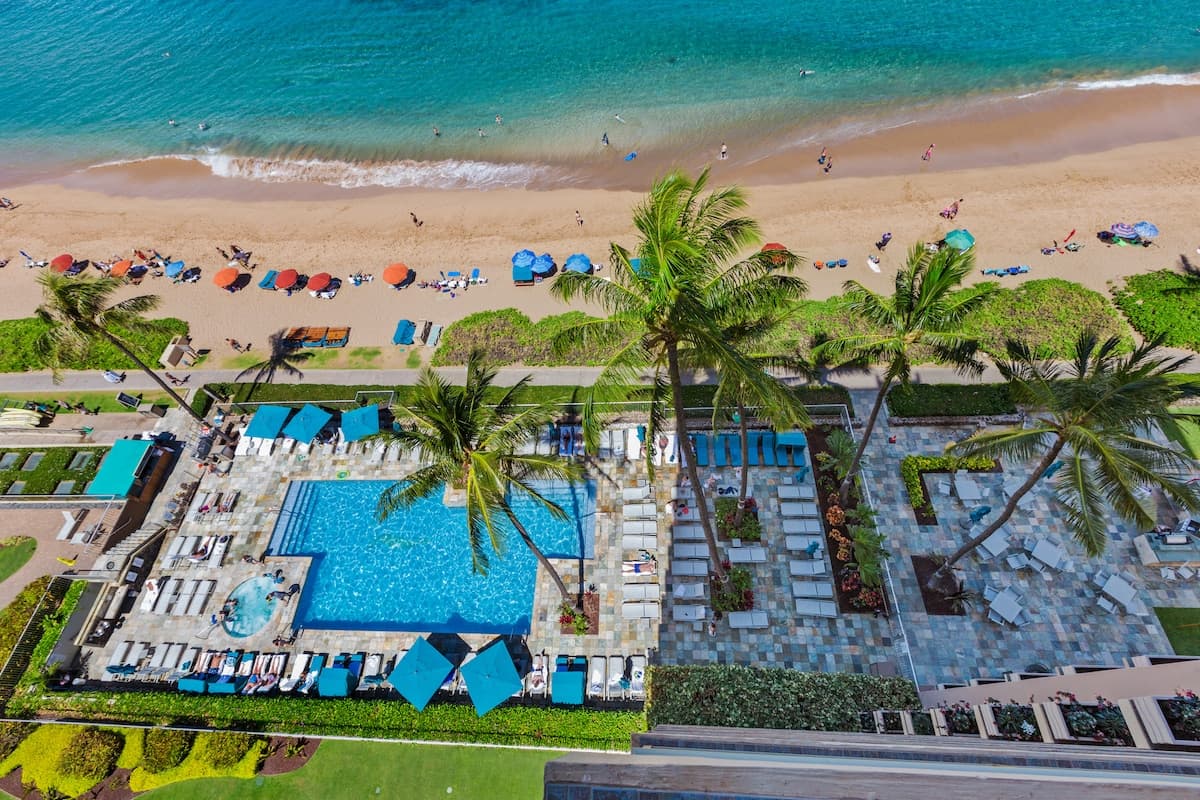 Condo in Lahaina · ★4.82 · Studio · 1 bed · No bathroom - Photo 4