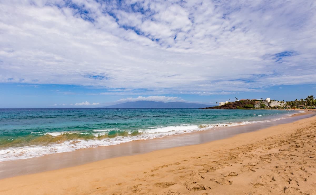 Condo in Lahaina · ★4.82 · Studio · 1 bed · No bathroom - Photo 1