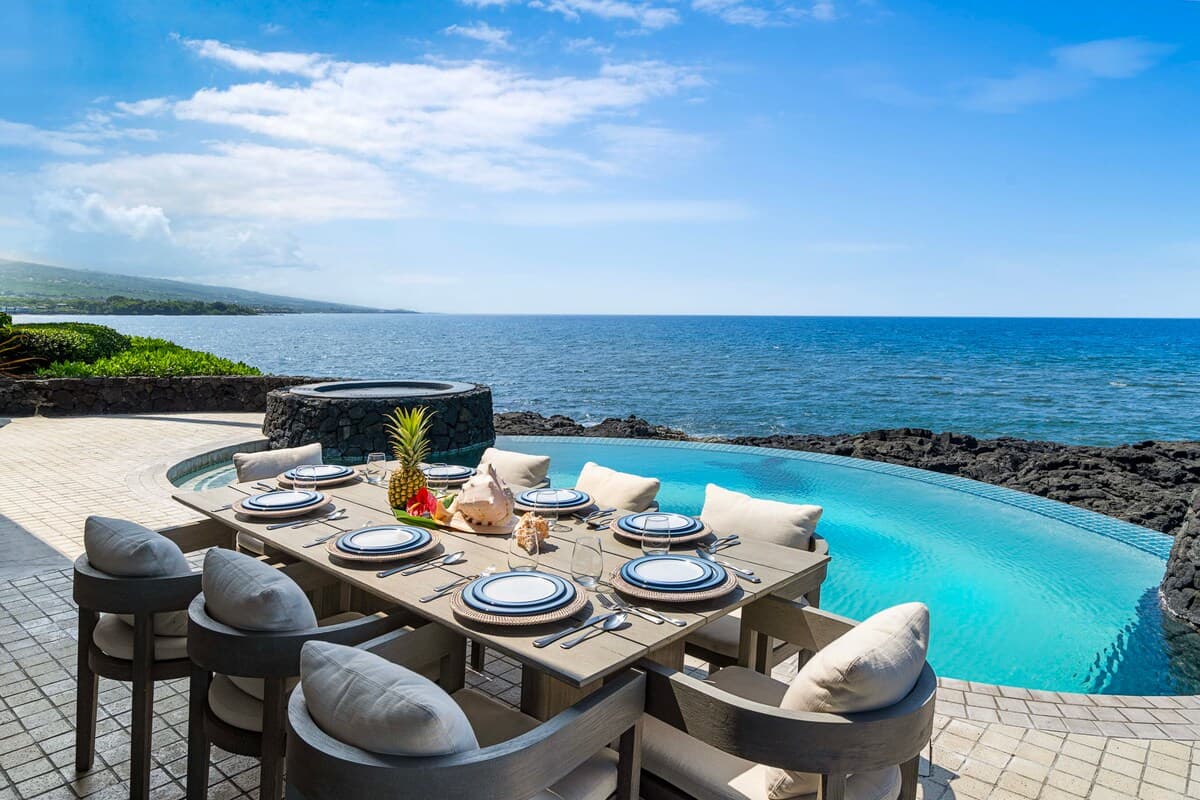 Home in Kailua-Kona · ★4.91 · 3 bedrooms · 3 beds · 3.5 baths - Photo 3