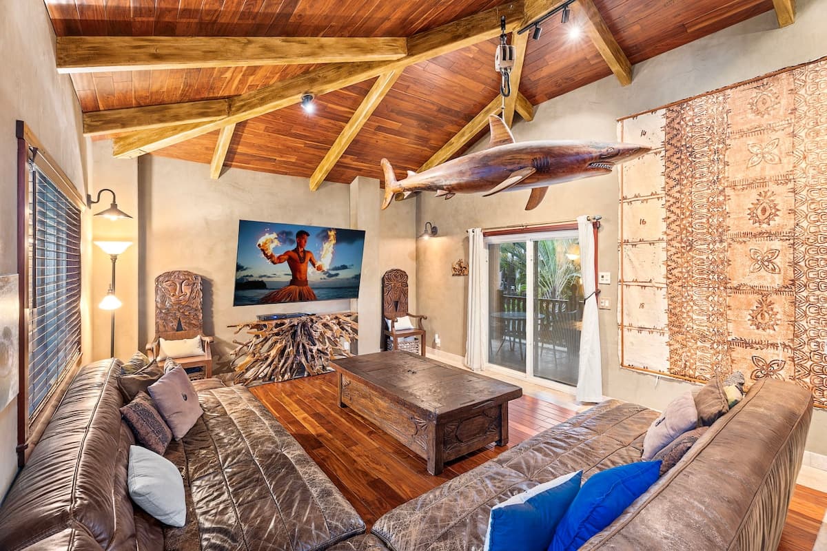 Home in Kailua-Kona · ★4.93 · 4 bedrooms · 10 beds · 4 baths - Photo 5