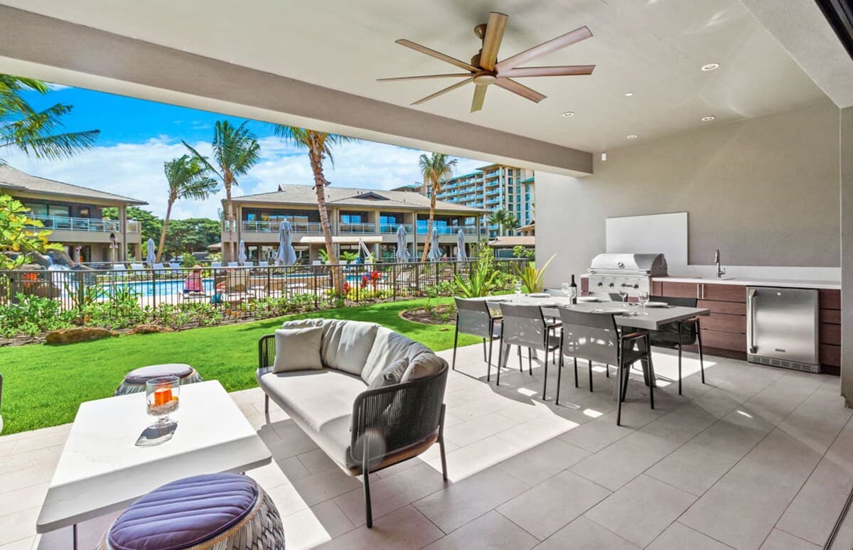 Condo in Lahaina · ★4.67 · 3 bedrooms · 4 beds · 3 baths - Photo 2