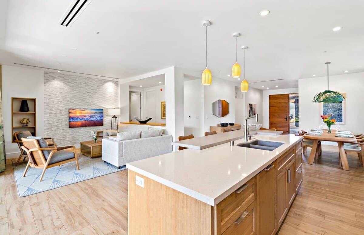 Condo in Lahaina · ★4.67 · 3 bedrooms · 4 beds · 3 baths - Photo 5