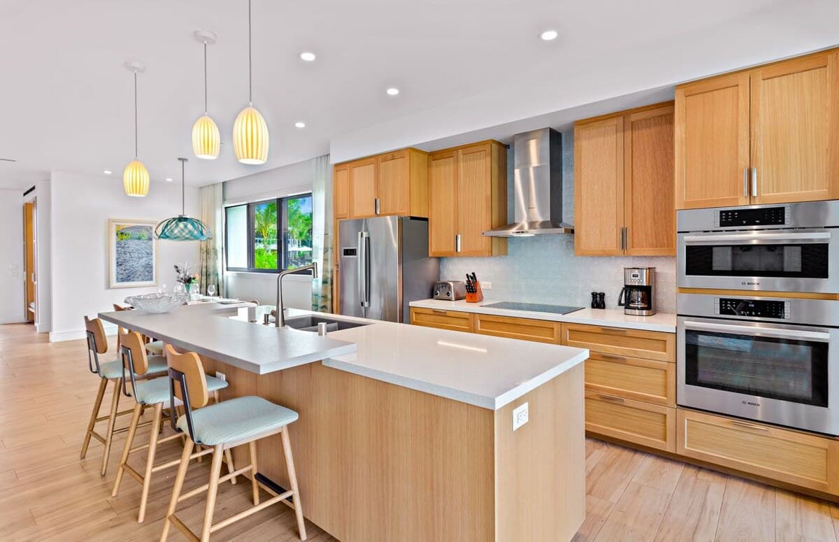 Condo in Lahaina · ★4.85 · 3 bedrooms · 4 beds · 3 baths - Photo 5