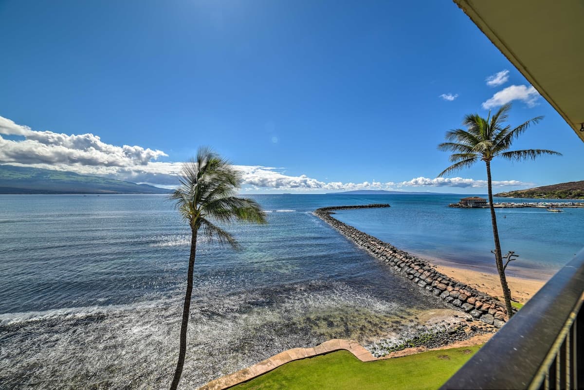 Luxurious Maui Getaway w/ Panoramic Ocean Views - Photo 2