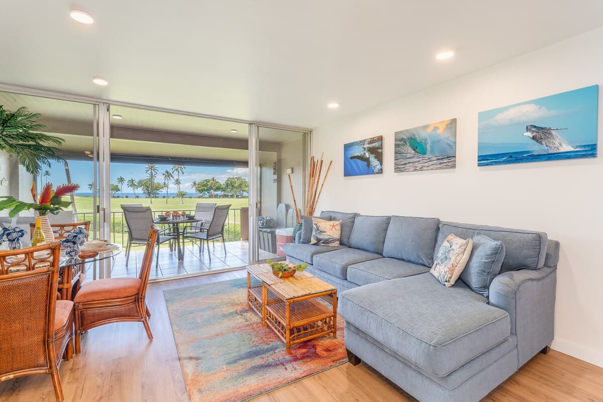 Condo in Lahaina · ★4.92 · 1 bedroom · 2 beds · 1 bath - Photo 2