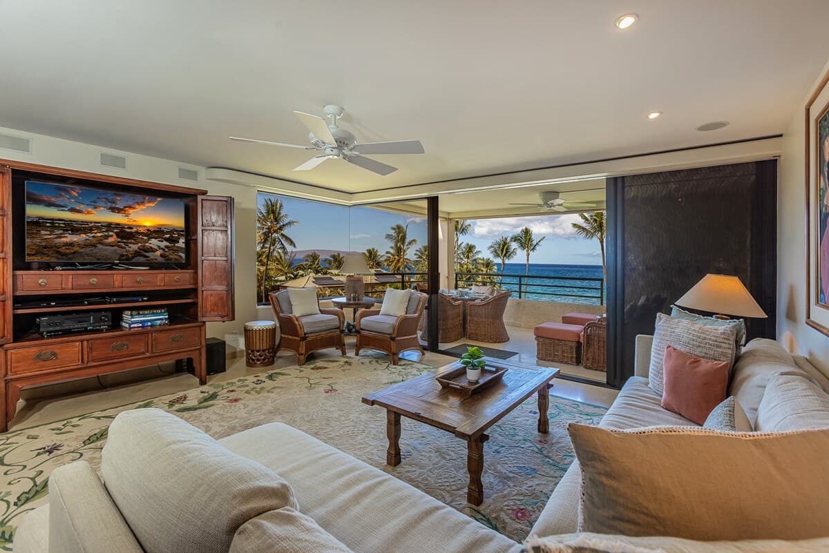 Condo in Kihei · ★5.0 · 2 bedrooms · 3 beds · 2 baths - Photo 3