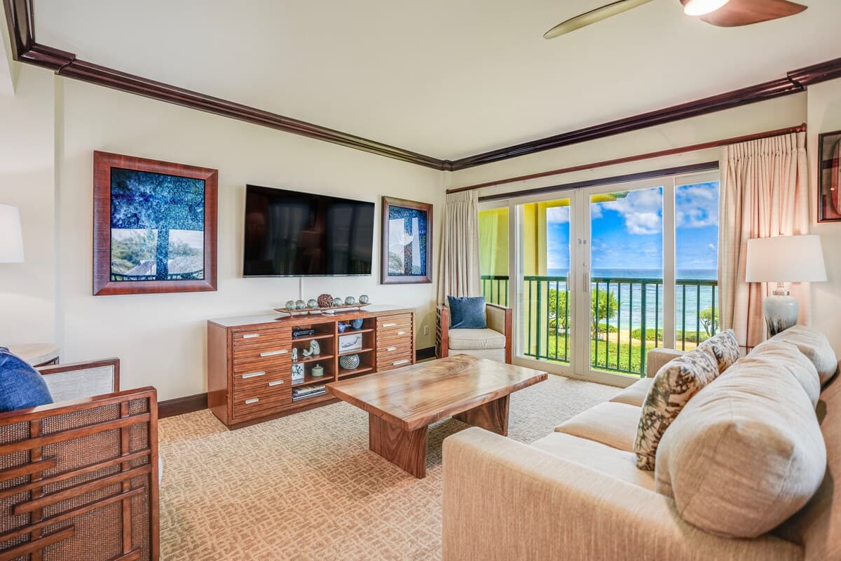 Condo in Kapaa · ★5.0 · 2 bedrooms · 3 beds · 3 baths - Photo 2