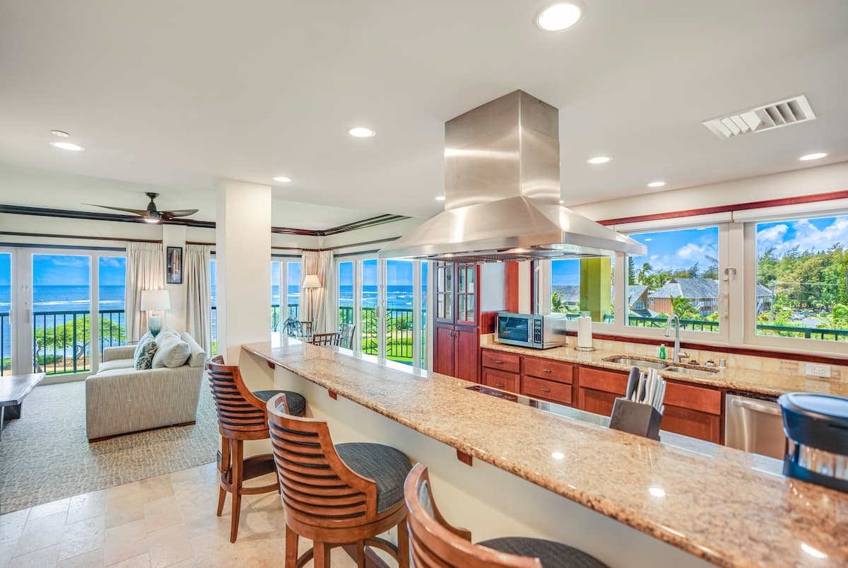 Condo in Kapaa · ★5.0 · 2 bedrooms · 3 beds · 3 baths - Photo 5