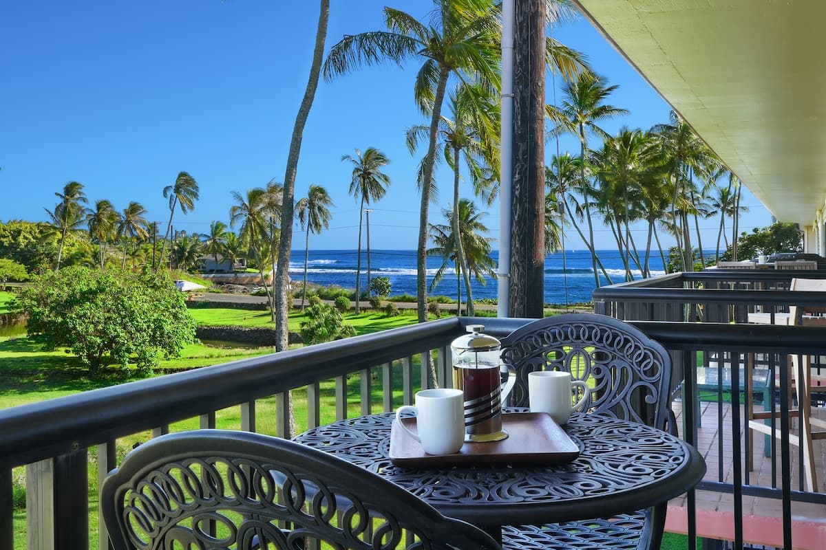 Condo in Koloa · ★4.66 · 1 bedroom · 2 beds · 1.5 shared baths - Photo 3