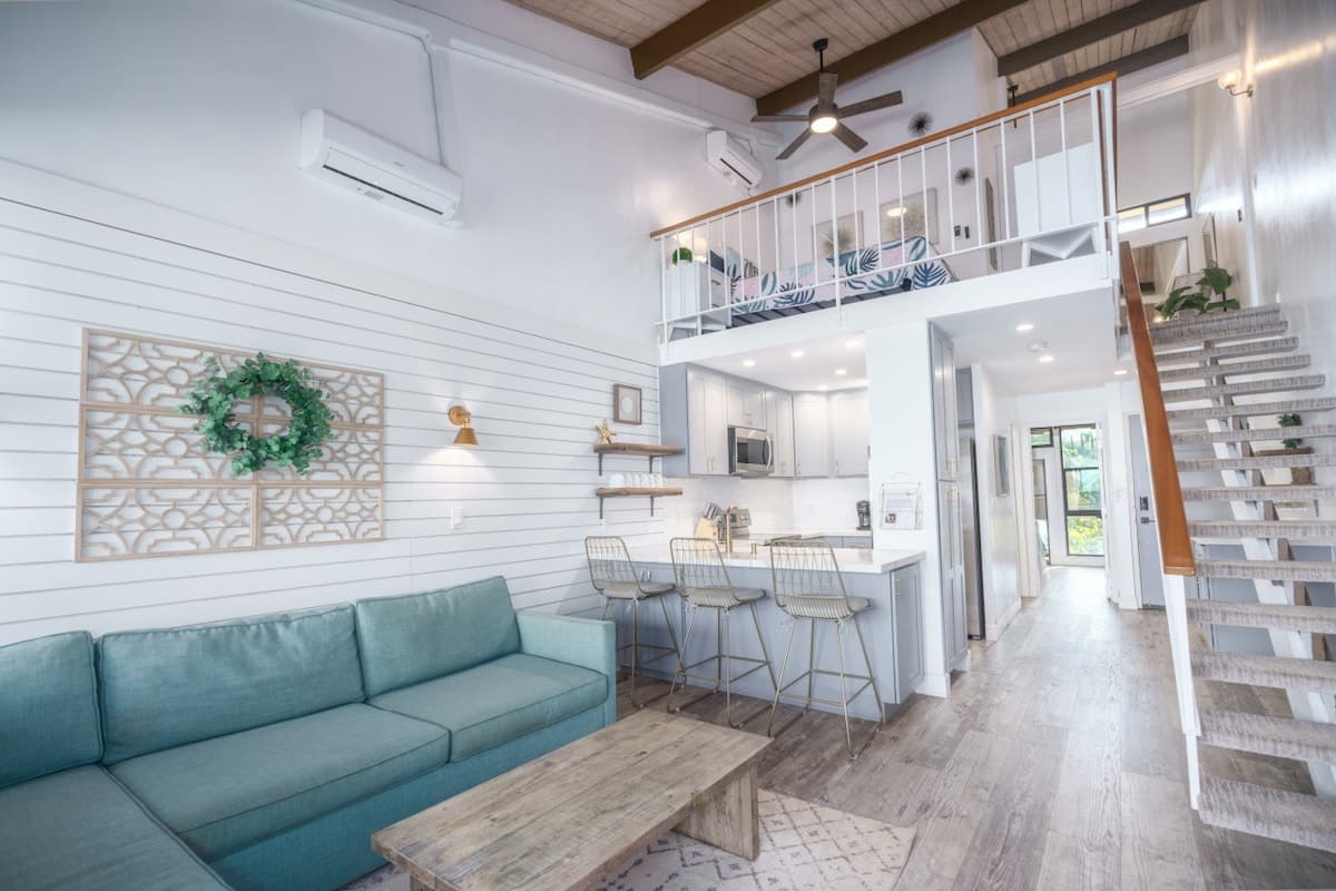 Condo in Lahaina · ★4.91 · 3 bedrooms · 3 beds · 2 baths - Photo 5