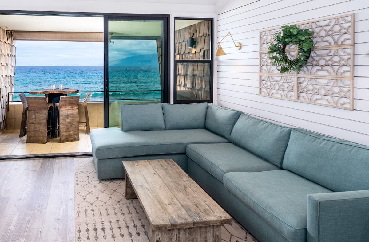 Condo in Lahaina · ★4.91 · 3 bedrooms · 3 beds · 2 baths - Photo 1