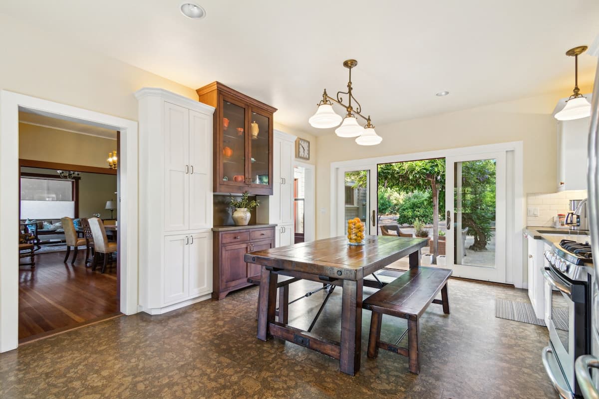 Historic Farmhouse with Vineyard Views - Photo 5