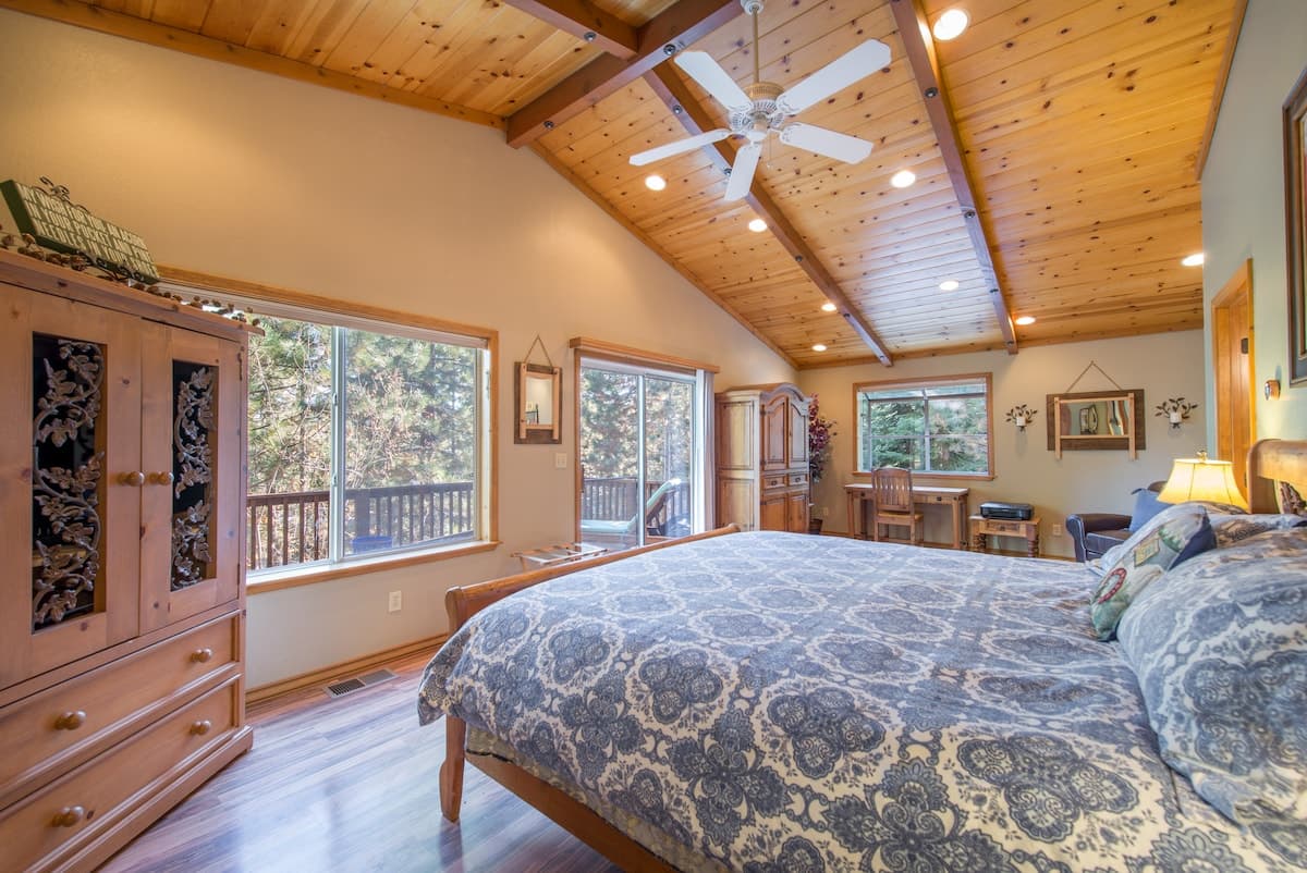 Challies Chalet Quintessential Tahoe Home - Photo 1