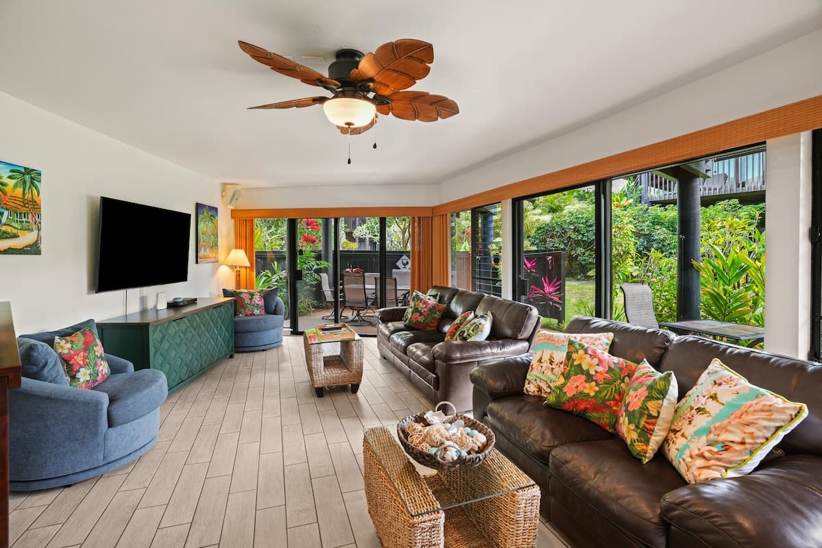 Condo in Princeville · ★4.88 · 2 bedrooms · 3 beds · 2 baths - Photo 1