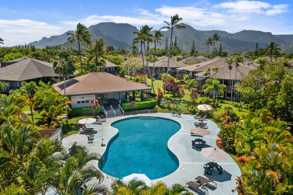 Condo in Princeville · ★4.88 · 2 bedrooms · 3 beds · 2 baths - Photo 4