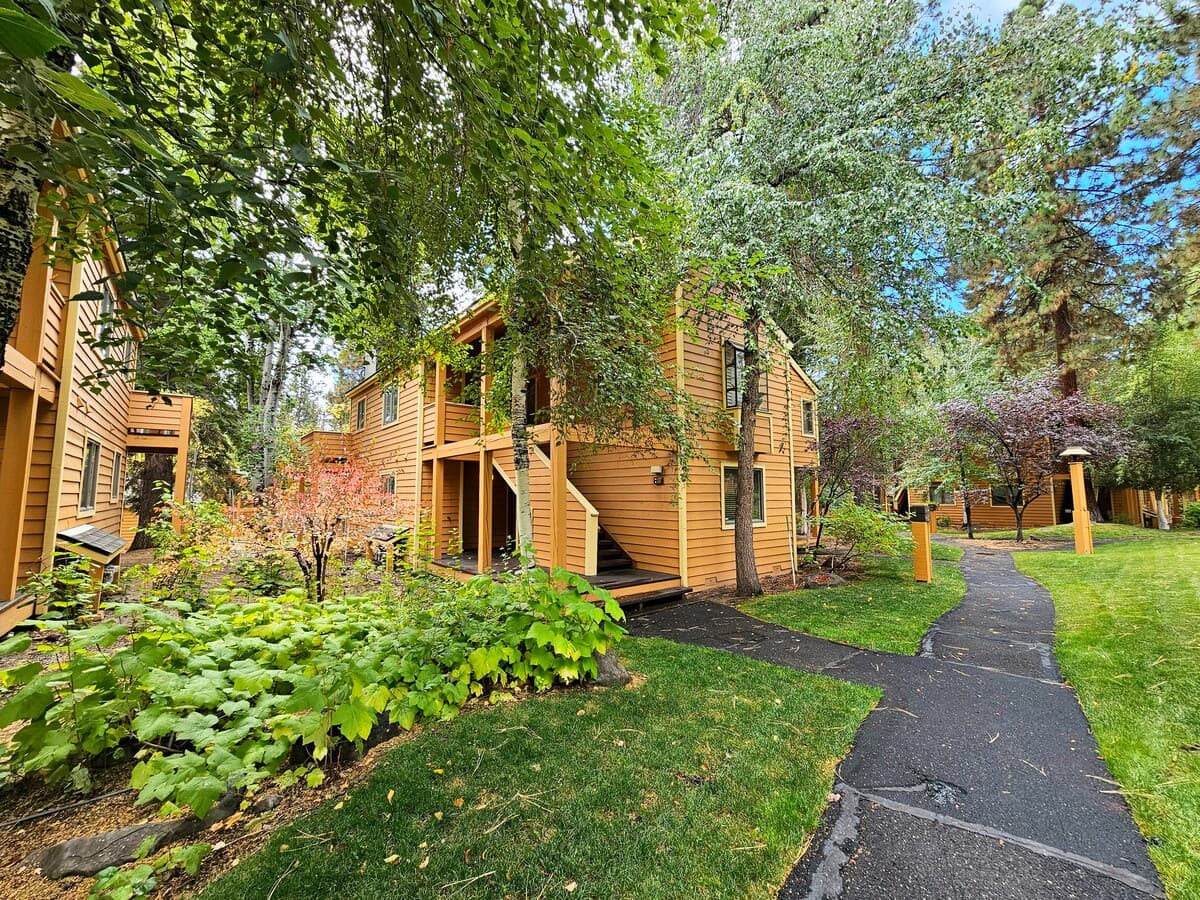 Condo in Incline Village · ★4.38 · 2 bedrooms · 3 beds · 2 private baths - Photo 1