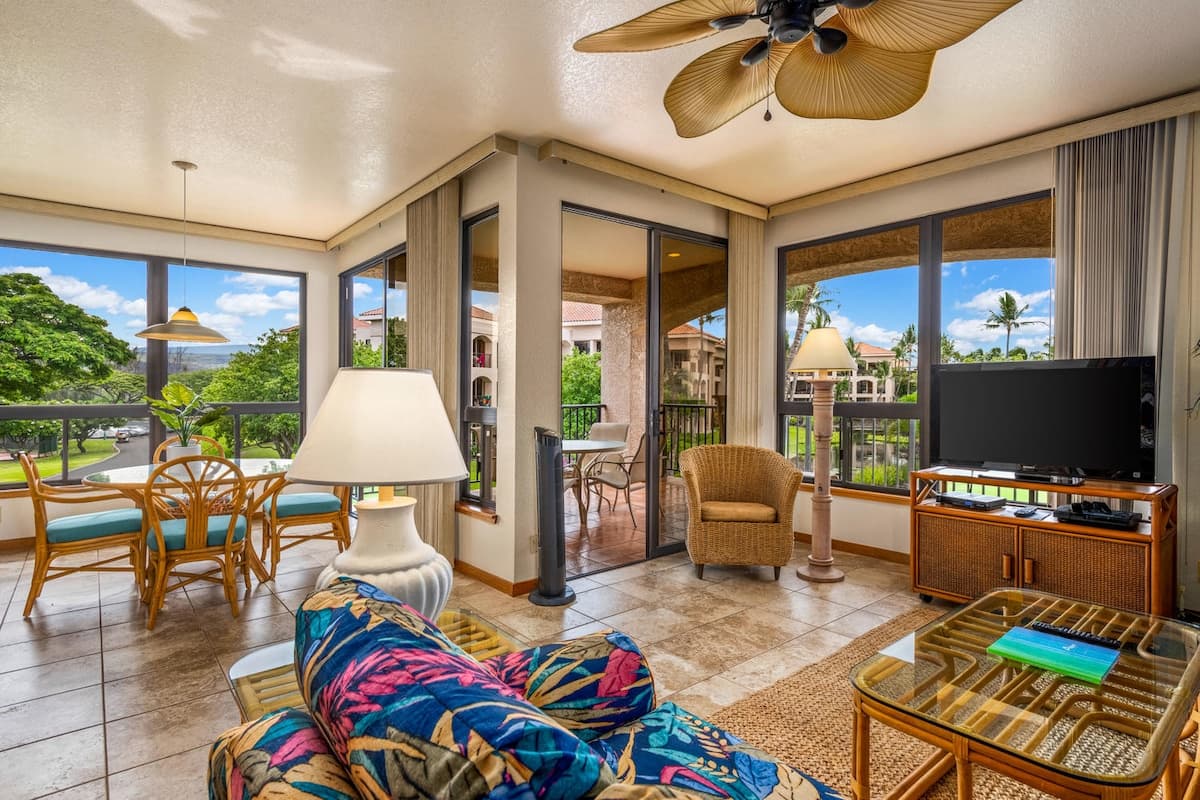 Condo in Waikoloa Village · ★4.83 · 1 bedroom · 2 beds · 1 bath - Photo 1