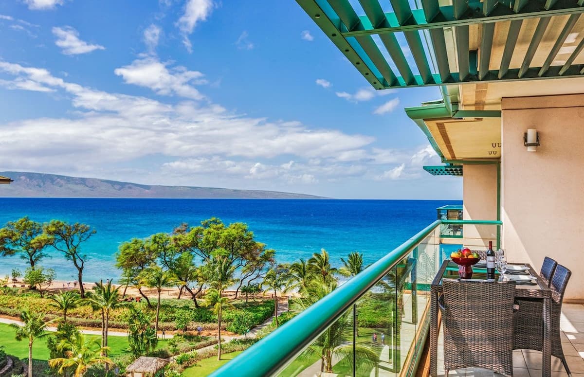 Condo in Lahaina · ★4.95 · 2 bedrooms · 3 beds · 2 baths - Photo 1