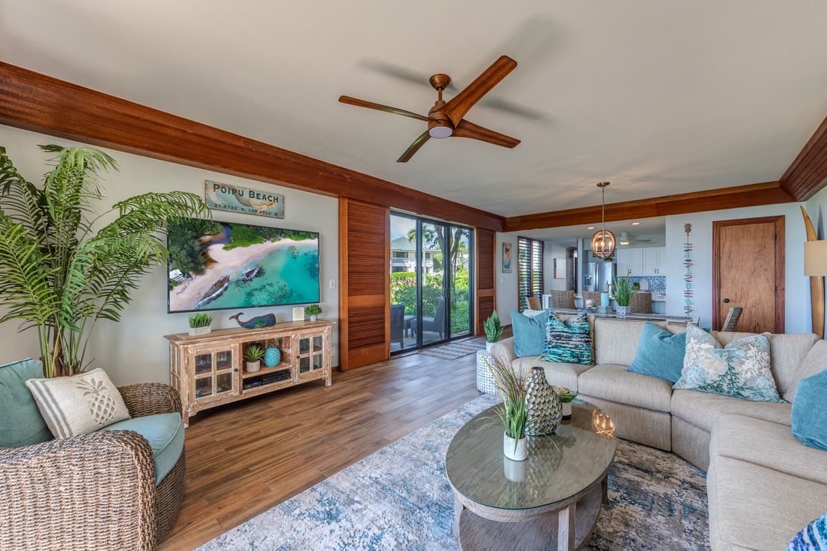 Townhouse in Koloa · ★4.94 · 2 bedrooms · 4 beds · 3 baths - Photo 5