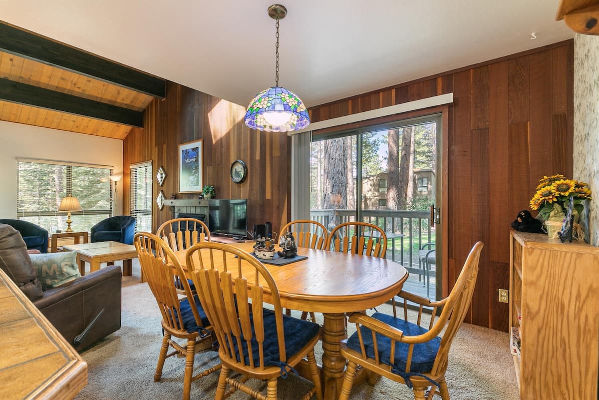 Condo in Incline Village · ★3.71 · 2 bedrooms · 4 beds · 2 private baths - Photo 5