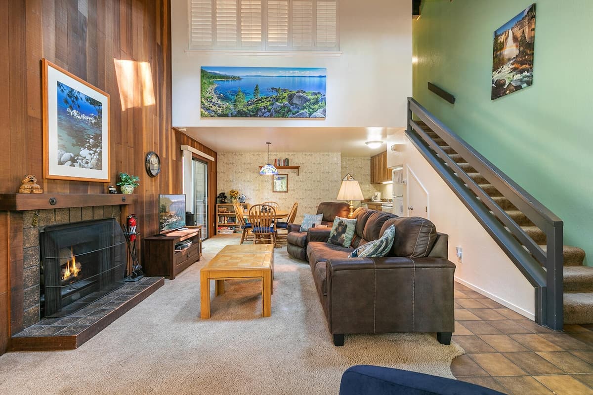 Condo in Incline Village · ★3.71 · 2 bedrooms · 4 beds · 2 private baths - Photo 2