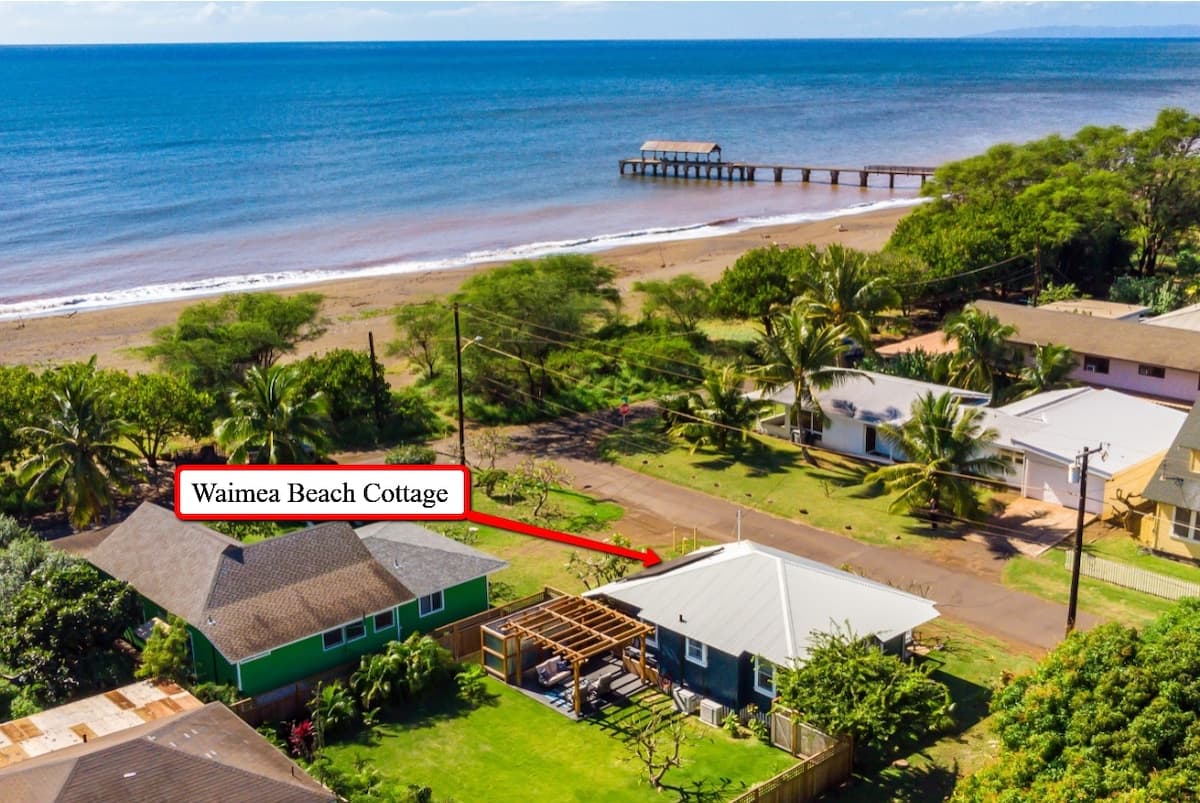 Charming 2BD Waimea Cottage, A/C, Walk to Ocean - Photo 2