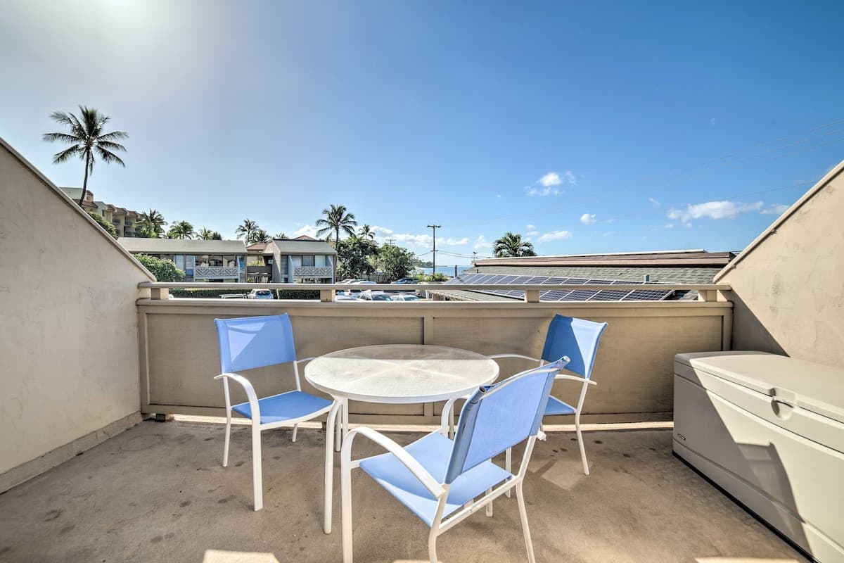 Condo in Kihei · ★4.78 · 2 bedrooms · 2 beds · 1 shared bath - Photo 2