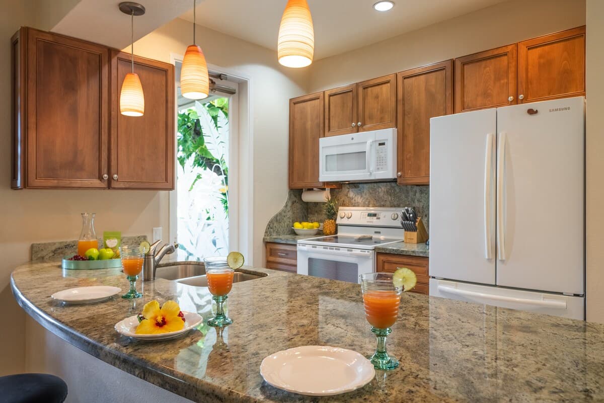 Condo in Kihei · ★4.73 · 3 bedrooms · 4 beds · 2 baths - Photo 5