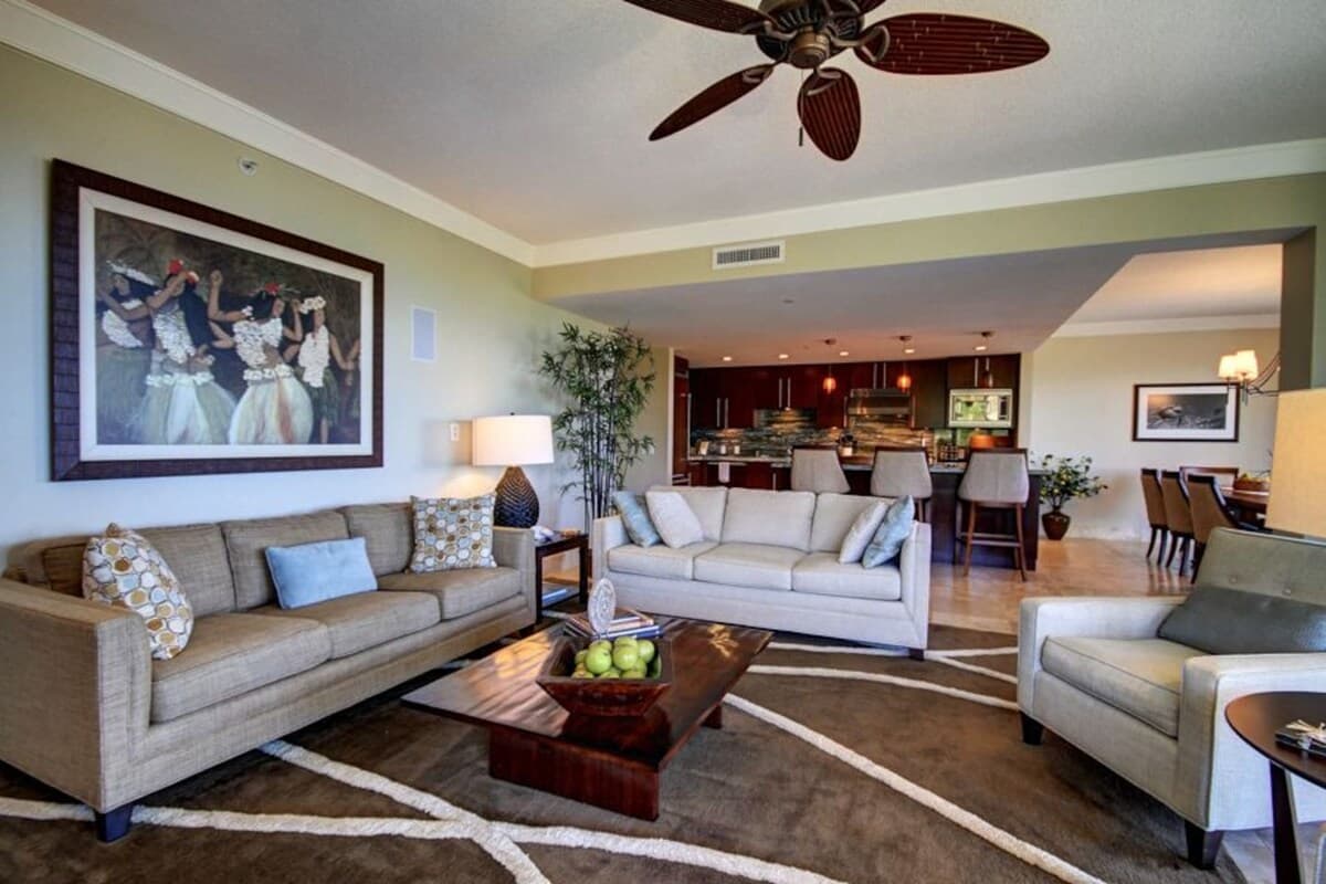Condo in Lahaina · ★4.67 · 3 bedrooms · 4 beds · 3 baths - Photo 3