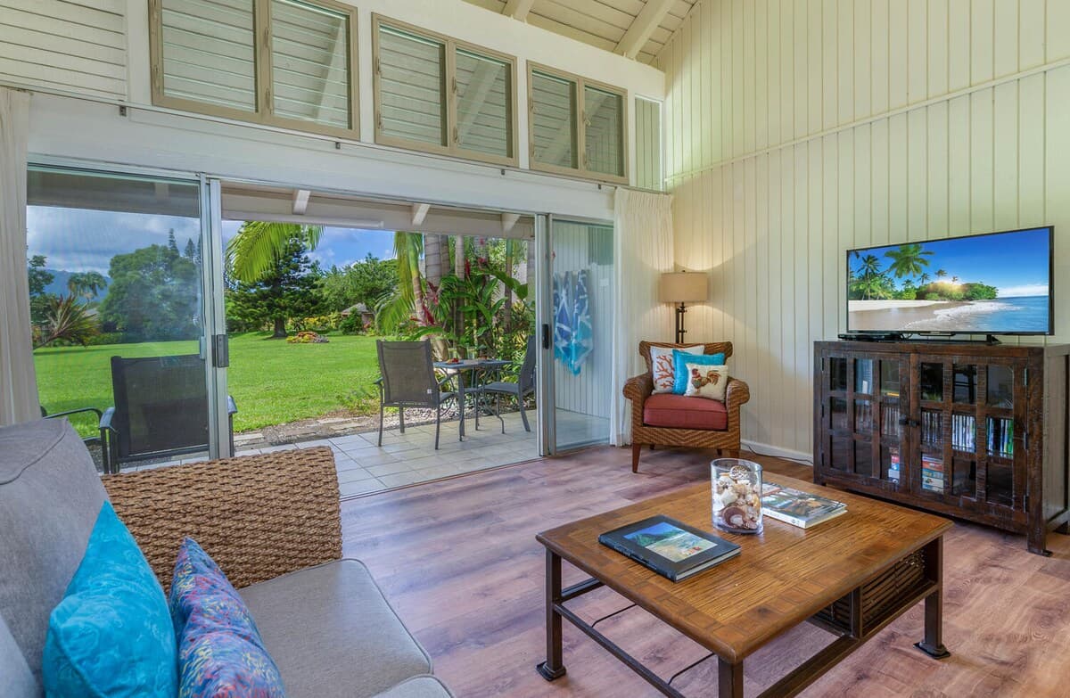 Condo in Princeville · ★4.71 · 2 bedrooms · 4 beds · 2 private baths - Photo 4