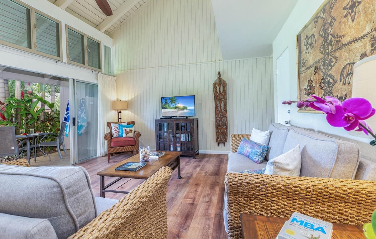 Condo in Princeville · ★4.71 · 2 bedrooms · 4 beds · 2 private baths - Photo 1