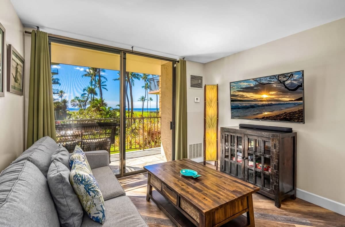 Condo in Kihei · ★4.99 · 1 bedroom · 1 bed · 1 private bath - Photo 2