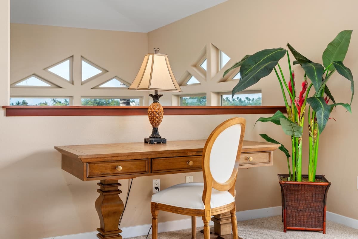 Townhouse in Waimea · ★4.5 · 3 bedrooms · 5 beds · 3 shared baths - Photo 3