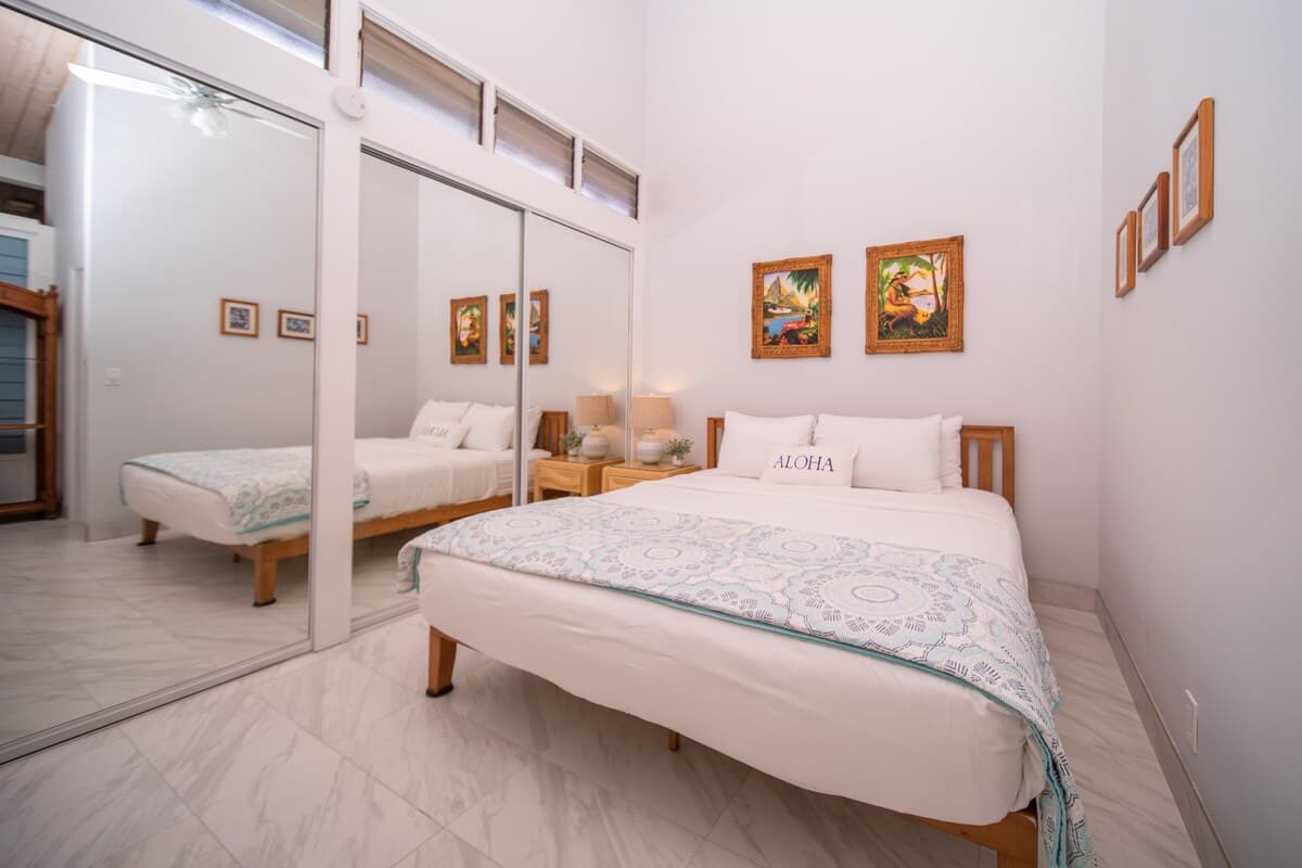 Condo in Lahaina · ★4.11 · 2 bedrooms · 4 beds · 2 baths - Photo 4