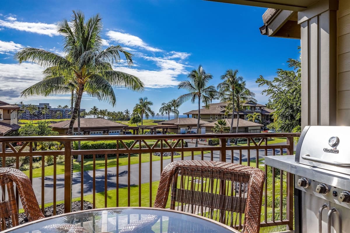 Townhouse in Waikoloa Village · ★4.9 · 3 bedrooms · 3 beds · 3 baths - Photo 1