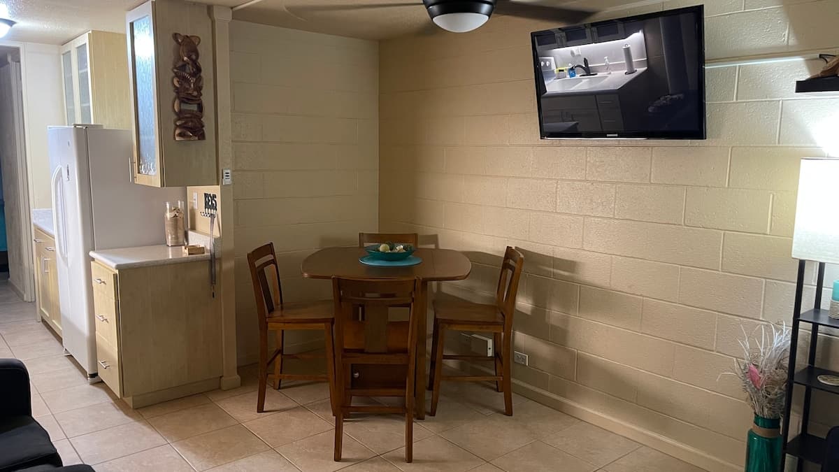 Condo in Waianae · ★4.83 · 1 bedroom · 1 bed · 1 private bath - Photo 3