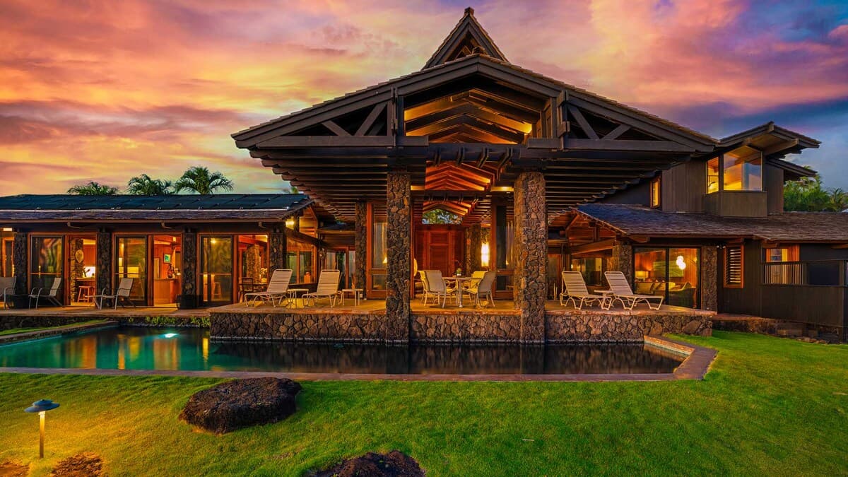 Home in Koloa · ★4.67 · 4 bedrooms · 4 beds · 4 baths - Photo 4